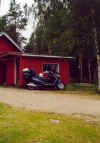 818huetteinari.JPG (44185 Byte)