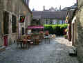 802dijonrestaurant.jpg (129257 Byte)